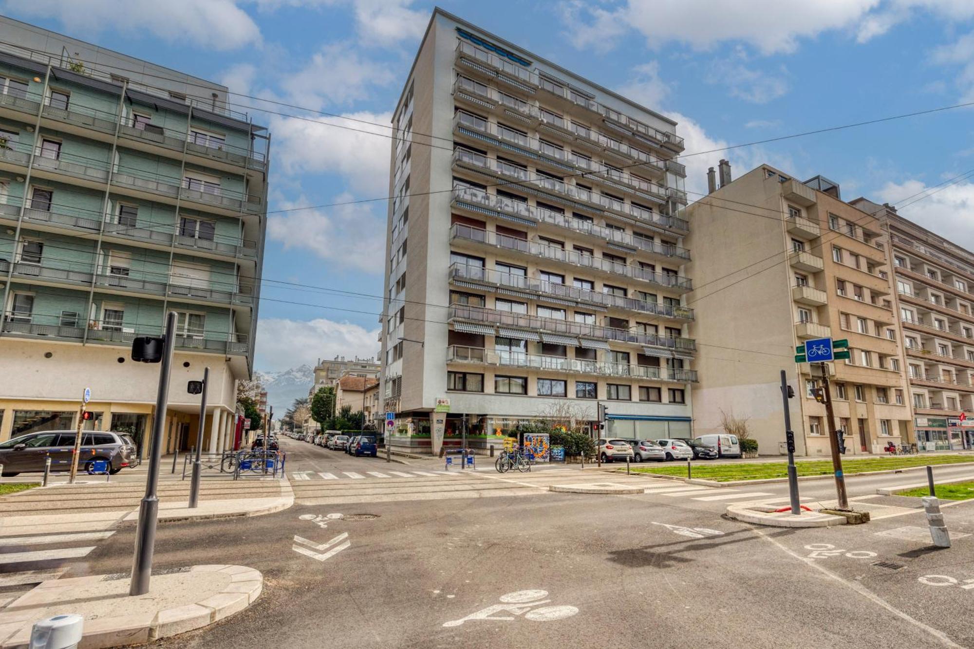 Chez Flo Apartment Grenoble Ngoại thất bức ảnh